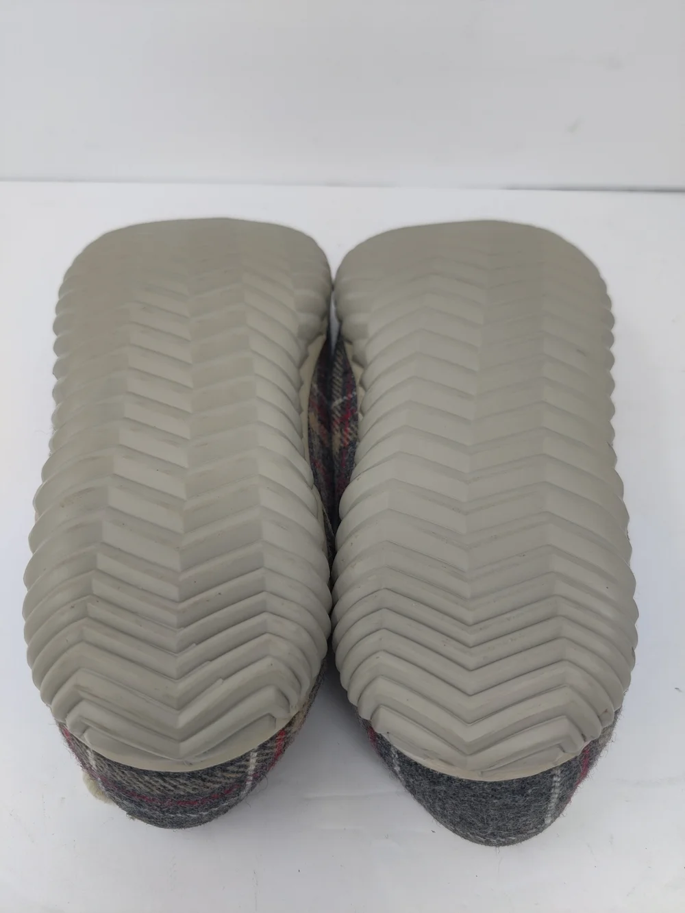 Sorel Plaid Faux Fur Lined Moc Slippers Men's 8 NM3870-271
